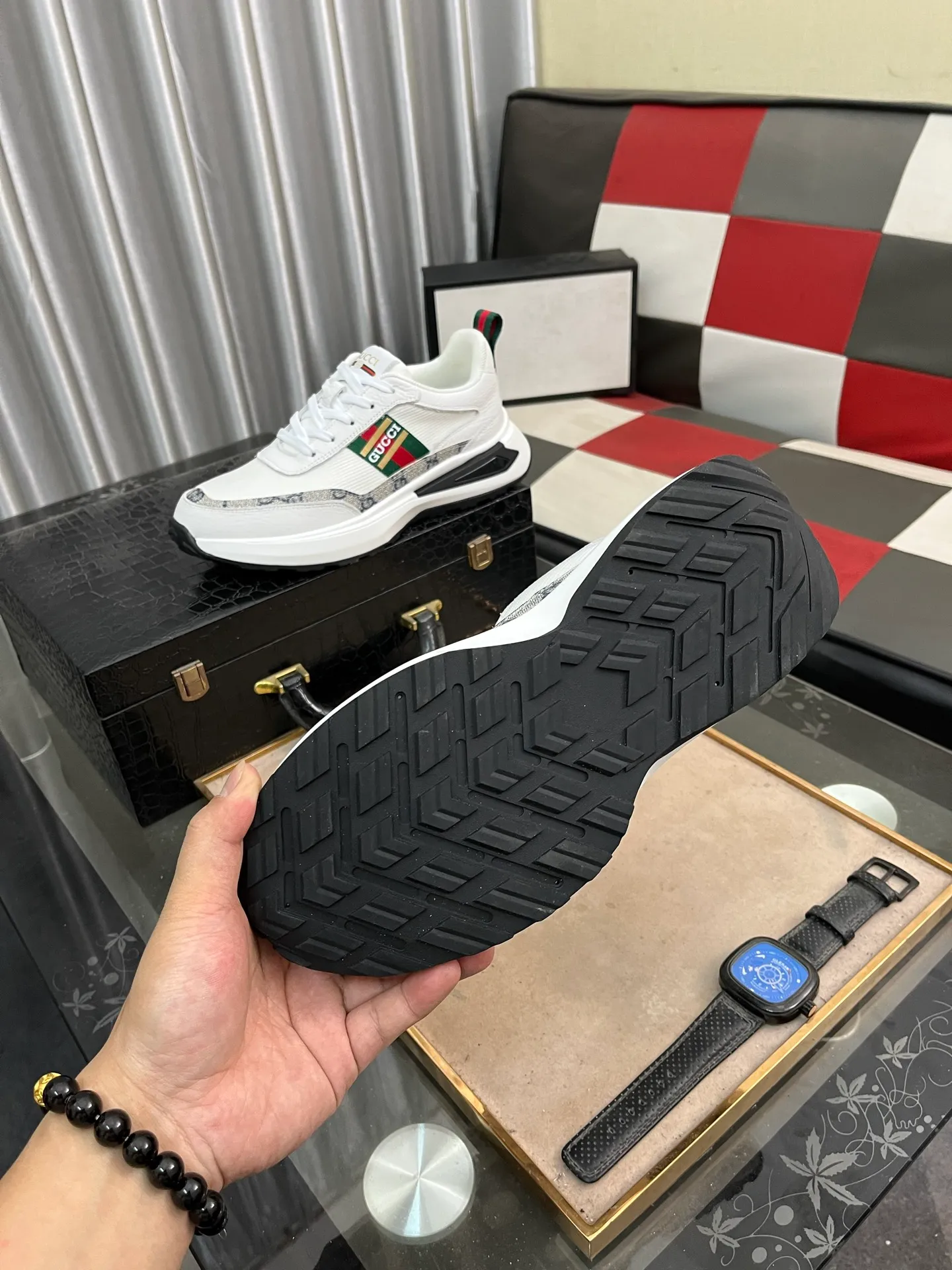 Men's Men's Shoes💰458⌚️⌚️[GUCCI] Gucci men's casual shoes are absolutely popular🔥The ultimate matching item for trendy men! The charm of super texture is unstoppable. This is the main recommendation. The upper is made of high-quality cowhide, with pig lining feet and wear-resistant rubber sole. It is noble and elegant! Extremely comfortable🎁🎁You can be as handsome as you want💪 Size 38-44! 2️⃣colors available